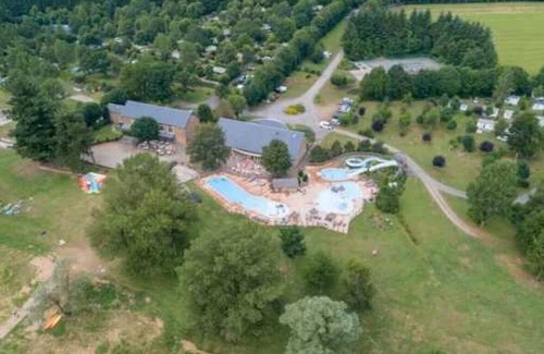 Canet-de-Salars Casa | Camping 4 étoiles - Parc aquatique - eeeah0