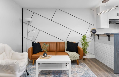 Dieppe Apartamento | Stylish 1BR Duplex w/Free Parking & Wi-Fi