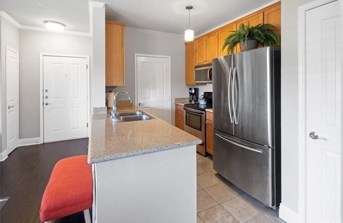 Laguna Hills Condominio | Top floor cozy condo