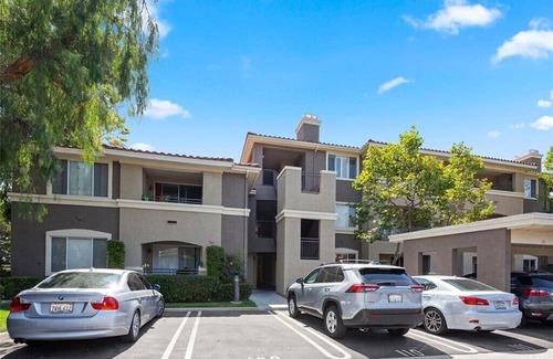 Laguna Hills Condominio | Top floor cozy condo