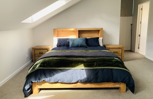 Kingston Casa | Stylish Alpine house in Kingston.