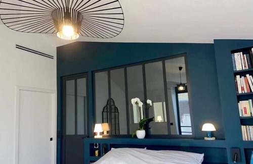 La Garenne-Colombes Casa | Vrbo Property