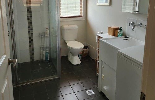 Daruka Apartamento | 15 minutes from CBD. Guest numbers flexible for travelling sporting families.