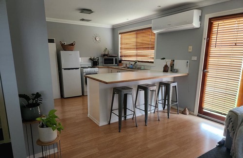 Daruka Apartamento | 15 minutes from CBD. Guest numbers flexible for travelling sporting families.