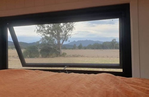 Bullawa Creek Casa | 'Tinylicious' Custom Offgrid Tiny with a View