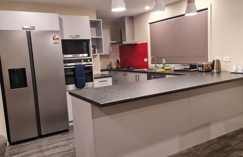 Palmerston North Casa | El Beracca Retreat - A Home away from home.