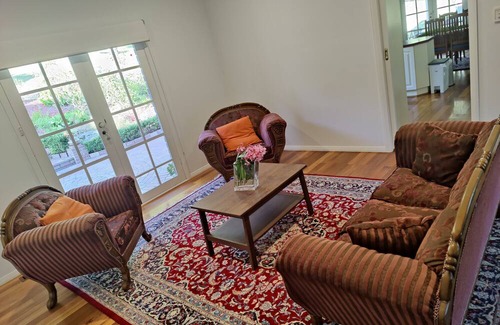 Lower Plenty Casa | Spectacular Acre Venue with Stunning Views