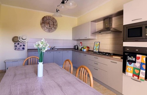 Bellavista Apartamento | Peaceful Haven with stunning views close to sea