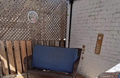 Owen Sound Casa | SecondAveOasis - With pool! : Also ask about our returning guest discount!