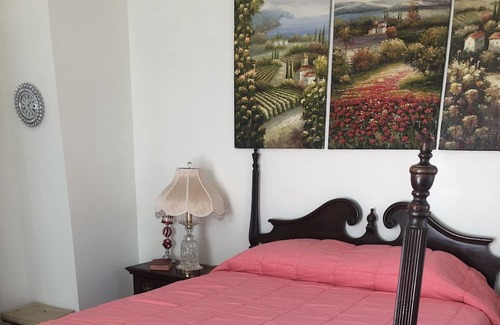 Middleburg Casa | Thompsons Cottage cosy place to feel at home and relax.