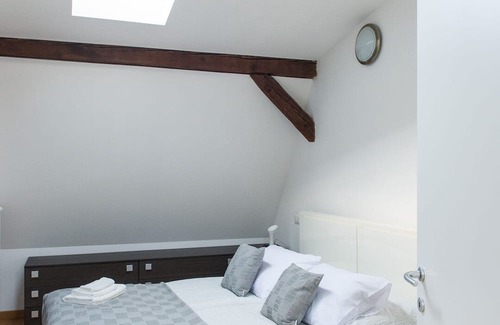 Kosice Old Town Apartamento | Comfy Loft on Hlavna with two bathrooms and an elevator