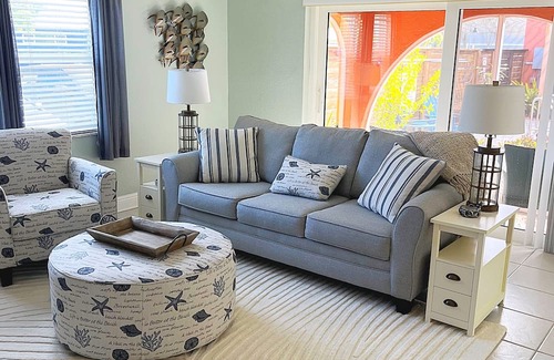 North Redington Beach Condominio | Amazing 1st Floor Poolside Condo Steps to Beautiful North Redington Beach