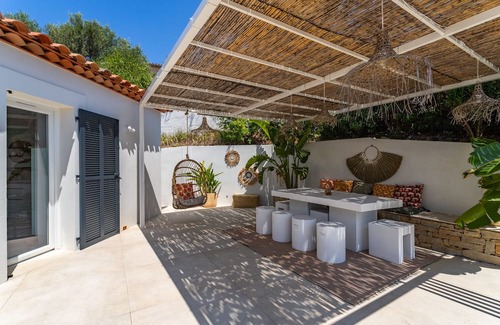 Pierrefeu-du-Var Villa | Villa Can Sol