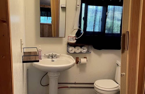 Collbran Cabina | Mountain Made - Whole Retreat