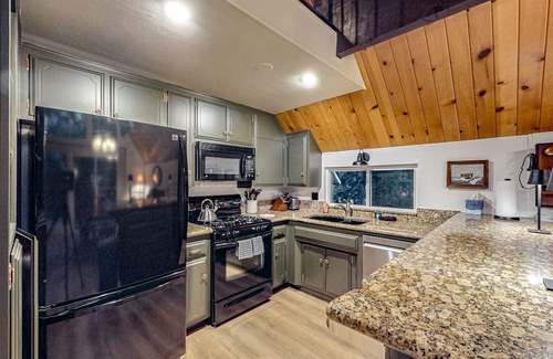 Crestline Casa | Enchanting lake retreat with fireplace, games, & great deck views - dog-friendly