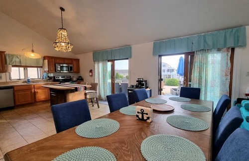 Beach Haven West Casa | Beach Haven West Lagoon front Home with POOL