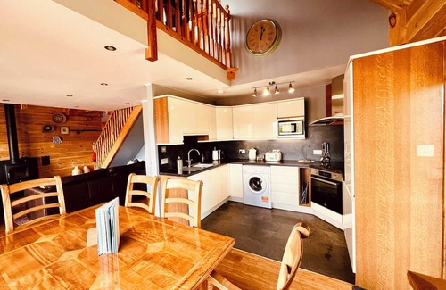 Foyers Cabina | Braemar - Lodges On Loch Ness
