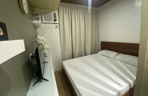 Tagaytay Condominio | Studio unit - NA Suites at Pine Suites Tagaytay. Pet friendly!