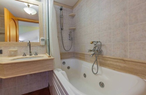 Settecamini Condominio | Vrbo Property