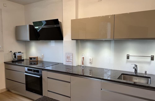 Divonne-les-Bains Apartamento | A 15 min de L'aéroport de Genève, Appartement en Résidence Piscine, Tennis