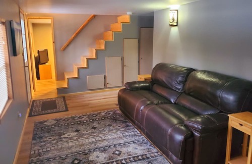 Seeley Lake Casa | Fly Fishing, Hunting, Snowmobiling River Front Retreat ~ Grizzly Cabin ~ WIFI