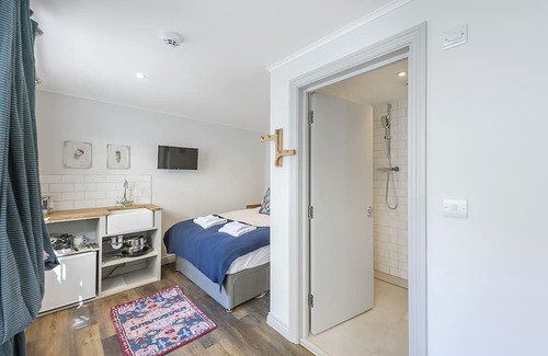 Campden Apartamento | Small Kensington Studio, 5 mins to Kensington Palace & 10 mins to Portobello Rd
