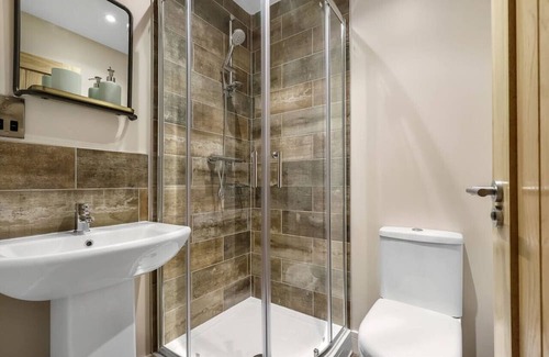 Andover Apartamento | Beautiful Executive Apartment 4