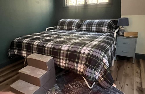 Mont Vernon Otro | Dog Friendly ! Farm stay. Modern farmhouse with vintage flair