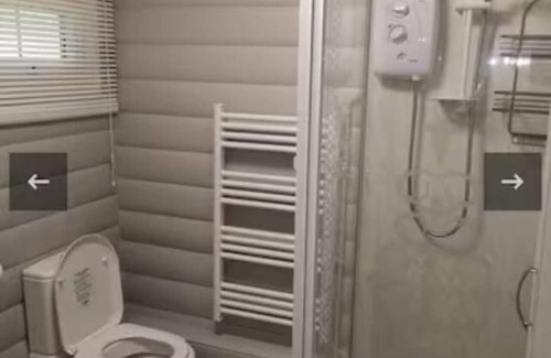 Ffestiniog Cabina | Mountain View 2 bed Log Cabin: Snowdonia Adventure