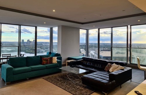 Wentworth Point Apartamento | U2410T · Spacious 2 Bed unit with view