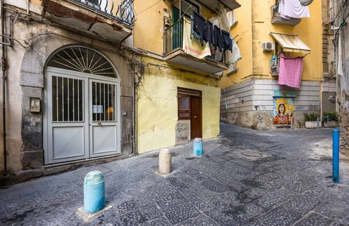 Quartieri Spagnoli Apartamento | A due Passi - Quartieri Spagnoli