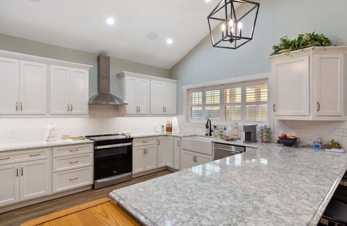 Burnside Casa | Lake Cumberland Hilltop Villas.
