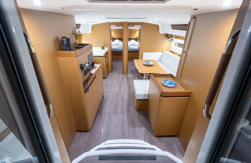 Alimos Alquiler De Eote | SailBliss