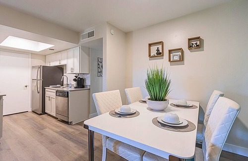 Paradise Valley Village Apartamento | Bliss at Mezzo Pad -Walk to Dine and Shop and Golf-C254