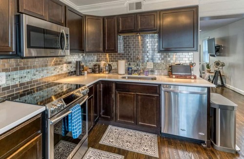 Southeast Casa | Hilltop Hideaway in DC