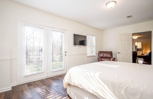Roswell Casa | Cozy, spacious, private remodeled garden apartment