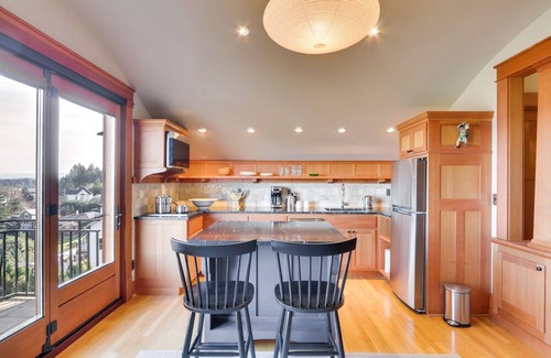 Lair Hill Apartamento | Southwest Portland Apartment ~ 3 Mi to Downtown!