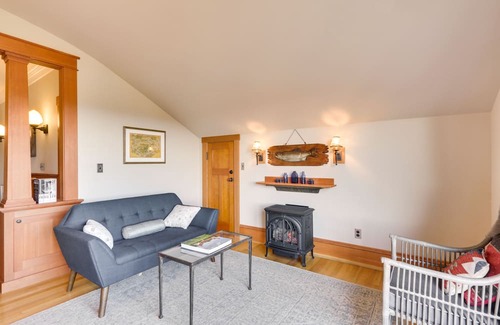 Lair Hill Apartamento | Southwest Portland Apartment ~ 3 Mi to Downtown!
