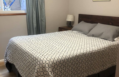 North Admiral Apartamento | West Seattle 2 bdrm close to the beach & dining!
