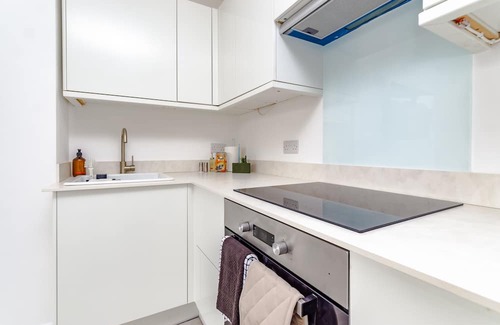 Broad Green Apartamento | Luxury apartment with workspace