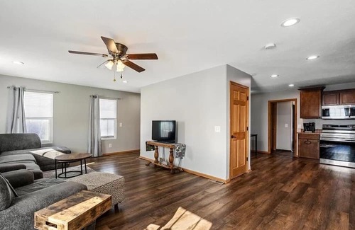 Cass County Casa | Beautiful countryside home, fresh remodel. Minutes from Lincoln and Omaha.