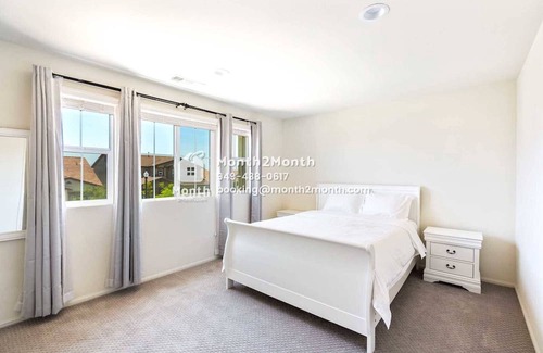 Ontario Casa | Villa On Bennington #41282