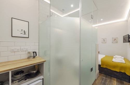 Campden Apartamento | Small Kensington Studio, 5 mins to Kensington Palace & 10 mins to Portobello Rd