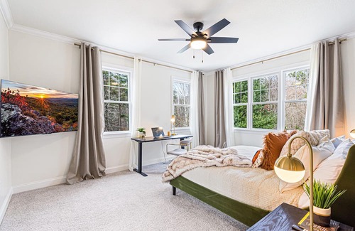 Hendersonville Casa | New! Heated Pool|Hot Tub|Game Rm|Firepit|Sleeps 16