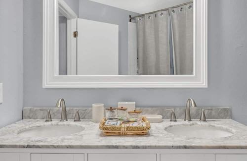 Arlington Condominio | cozy spacious and family friendly home it’s 20 minutes away from the beach