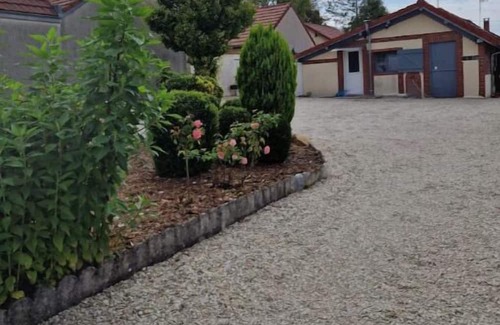 Mesnil-Sellieres Casa | Petit Logement Indépendant - Calme Avec Cour Sécurisé - 10 Minutes de Troyes