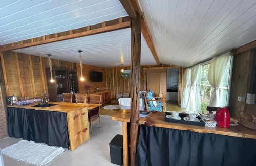Campina Grande Do Sul Cabina | Cabana nas Montanhas com Piscina, Acesso a Represa do Capivari