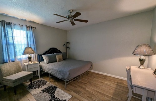 Northside Casa | Amazing park beds 3/ fast Wi-Fi /pets ok