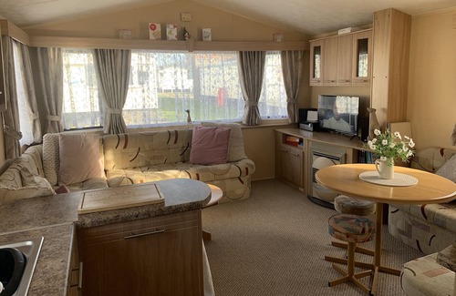 Clacton-on-Sea Chalet De Esquí | Lovely 2 Bed Chalet in Clacton-on-Sea