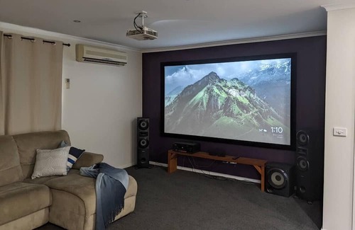 Flora Hill Casa | A Quiet Retreat in Flora Hill